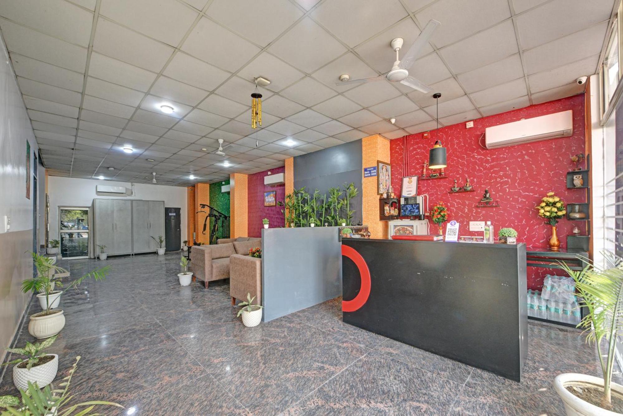 Royal Spark Inn1 - Medicity Gurugram, Near Medanta Hospital Gurgaon Exterior foto